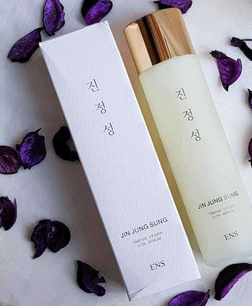 ENS Jin Jung Sung Omega Vegan Vita Serum review photo by makeupeyes10