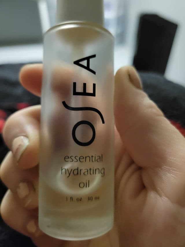 Osea Essential Hydrating Oil review photo by DrMoate