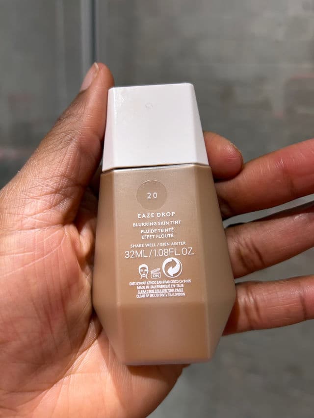 Fenty Beauty Eaze Drop Blurring Skin Tint Moisturizer review photo by Ncha
