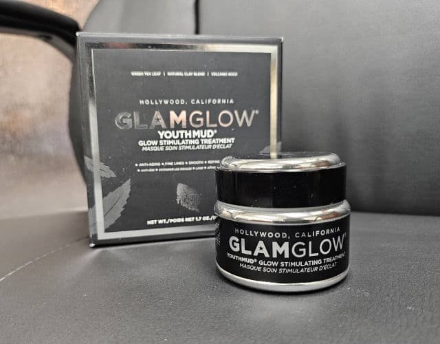 GlamGlow Youthmud Glow Stimulating Treatment Mask review photo by OreLu