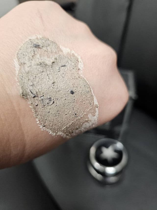 GlamGlow Youthmud Glow Stimulating Treatment Mask review photo by OreLu