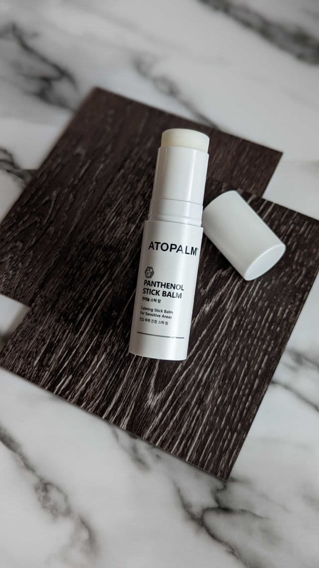Atopalm Panthenol Stick Balm review photo by Voluntesting