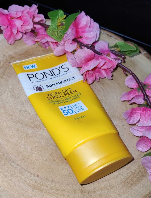 Pond's Sun Protect Non-Oily Sunscreen SPF 50 review photo by bakarika