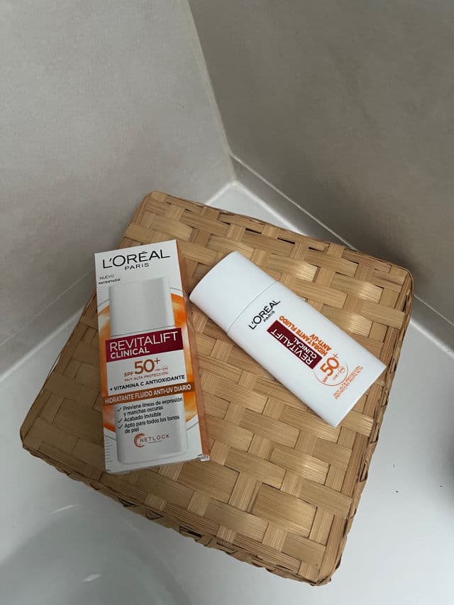 L'Oreal Paris Revitalift Clinical Anti-UV Fluid SPF 50+ review photo by GossipEve