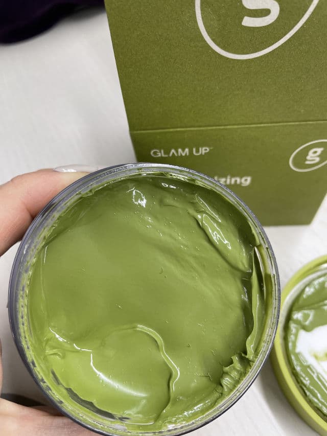 Glam Up Moisturizing Avocado Clay Mask review photo by Jenjen33