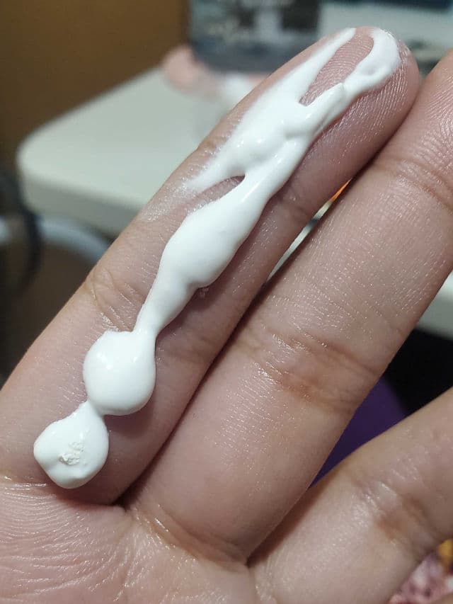 QUICK FX Pimple Eraser Oil Free Sunscreen with SPF 50+ review photo by Renegade