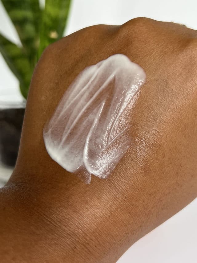Eucerin Oil Control Sun Gel-Cream Dry Touch SPF 50+ review photo by Kelly Reviews
