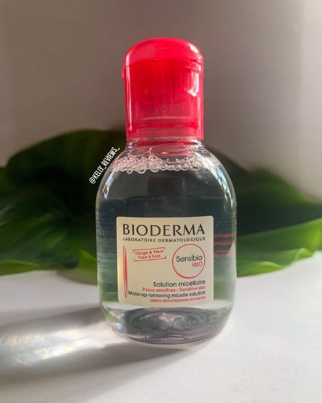 Bioderma Sensibio H2O AR review photo by Kelly Reviews