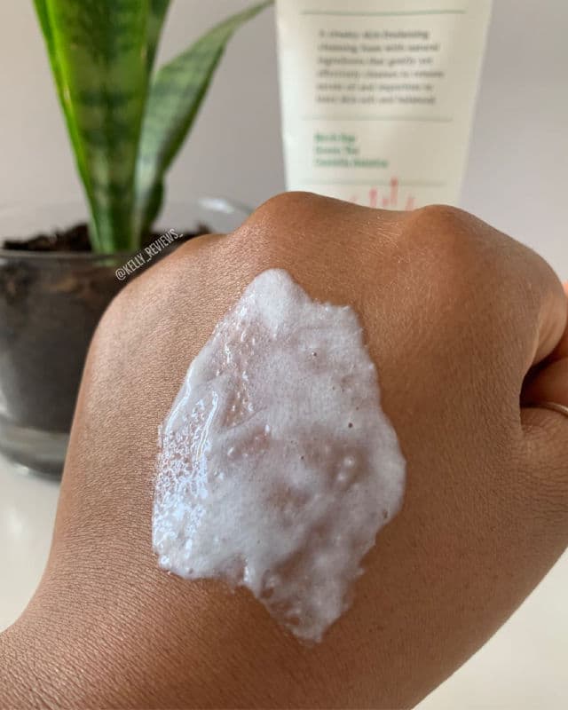 AXIS-Y Sunday Morning Refreshing Cleansing Foam review photo by Kelly Reviews
