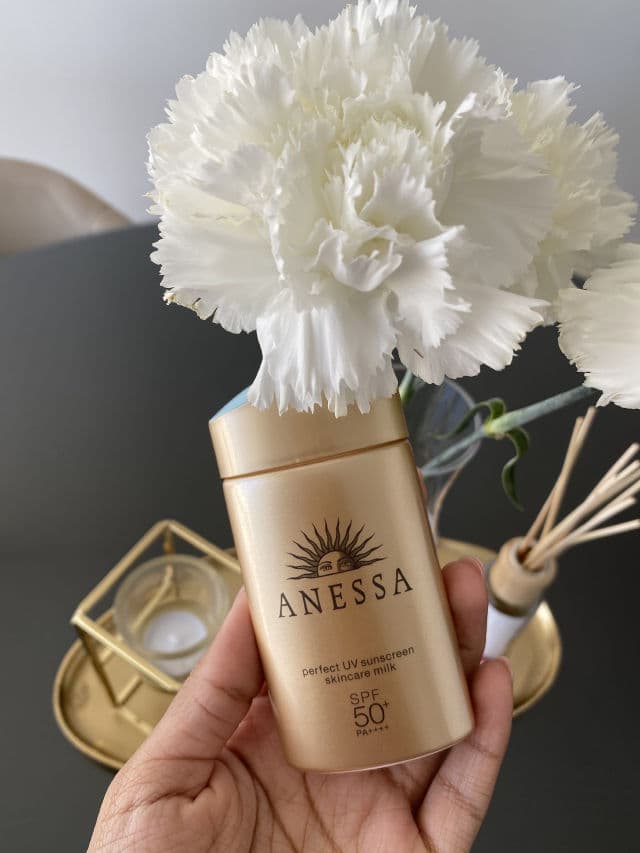 Shiseido Anessa Perfect UV Sunscreen Skincare Gel SPF50+ PA++++ review photo by glowskinbyval