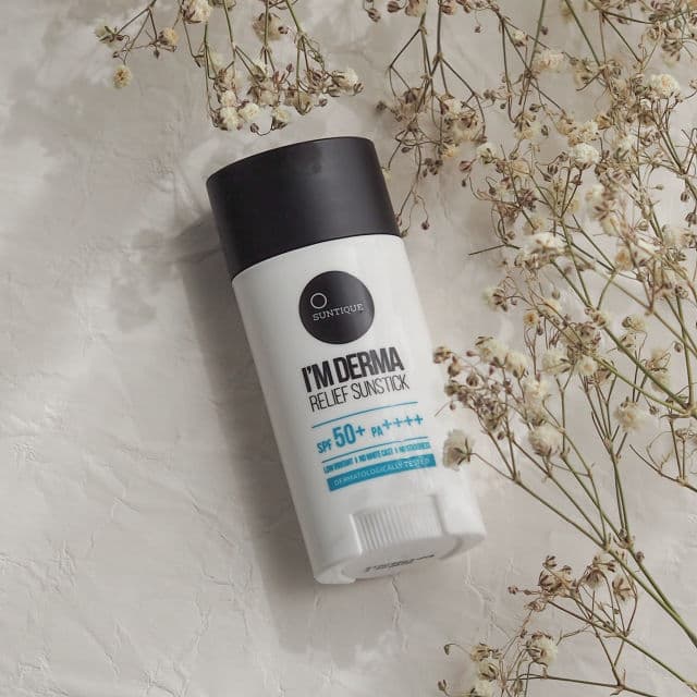 Suntique I'm Derma Relief Sunstick SPF50+ PA++++ review photo by Iriatopsecret