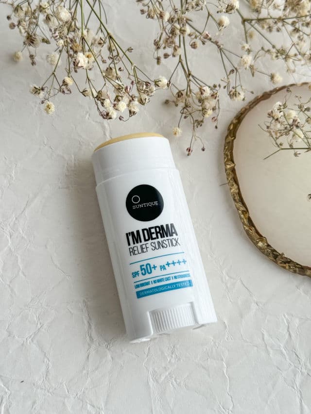 Suntique I'm Derma Relief Sunstick SPF50+ PA++++ review photo by Iriatopsecret