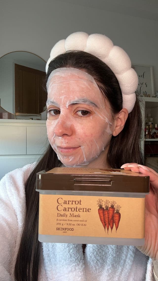 SKINFOOD Carrot Carotene Mask review photo by Iriatopsecret