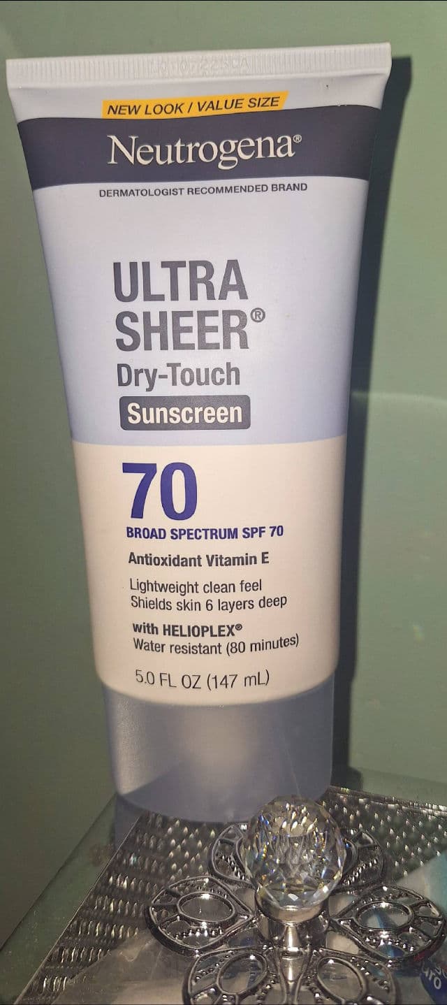 Ultra Sheer Dry-Touch Sunblock SPF 70 product review