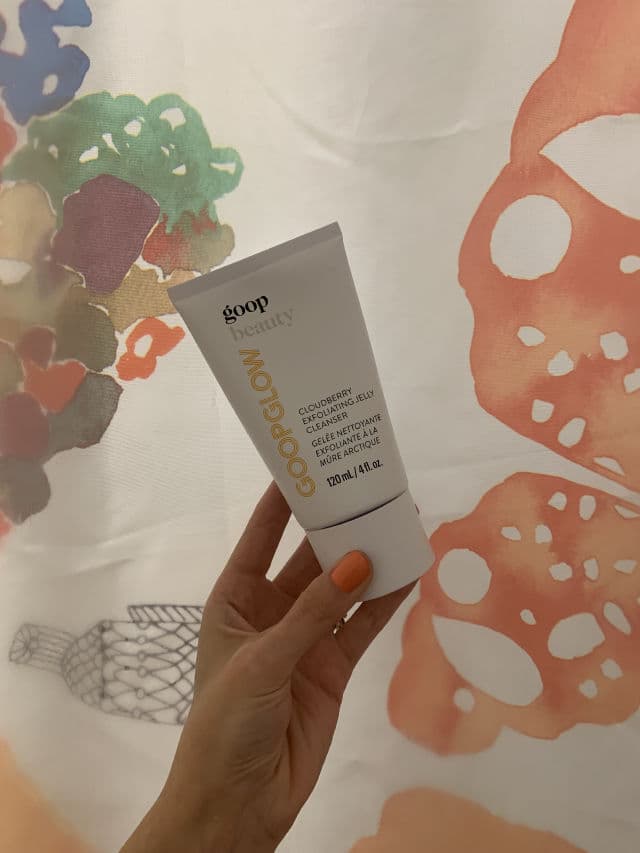 Goop GoopGlow Cloudberry Exfoliating Jelly Cleanser review photo by Sarahinfluencesyou