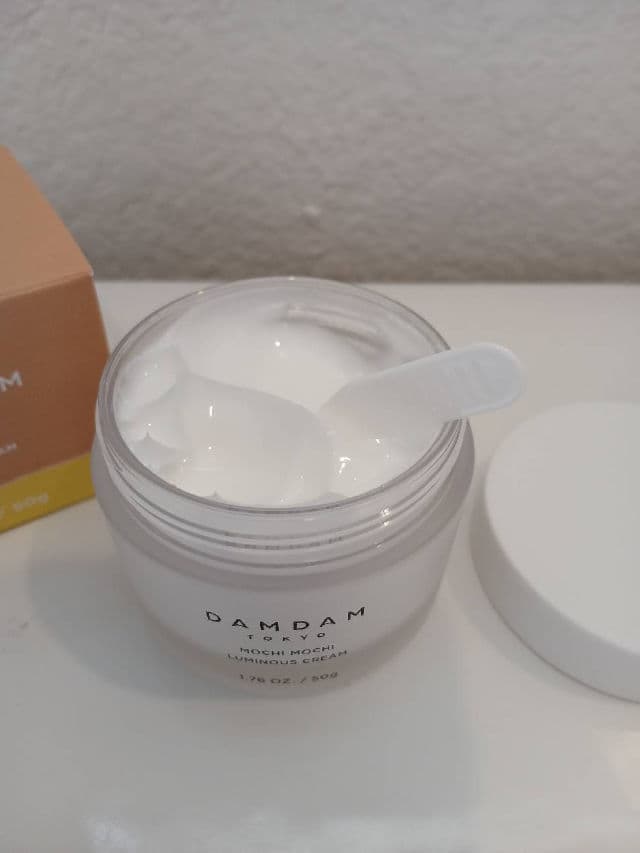 DAMDAM Mochi Mochi - Luminous Face Cream review photo by PattiL