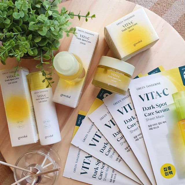 GOODAL Green Tangerine Vita C Dark Spot Serum Mask review photo by bestformyskin101