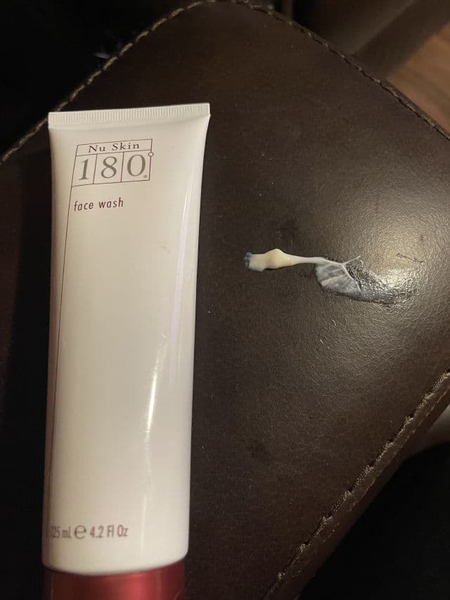 Nu Skin 180º Face Wash review photo by Tinoko