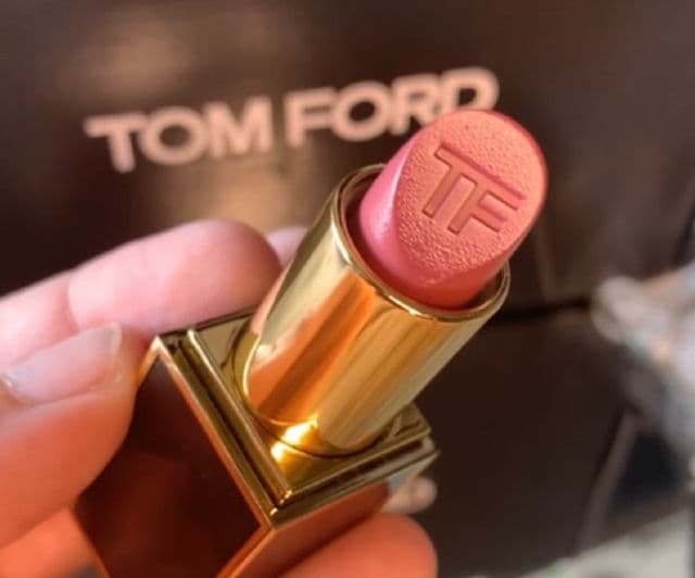 Tom Ford Lip Color Matte - Pussycat review photo by PickyyPhat