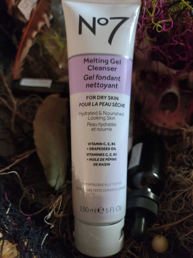 No7 Beautiful Skin Melting Gel Cleanser review photo by charmedleal