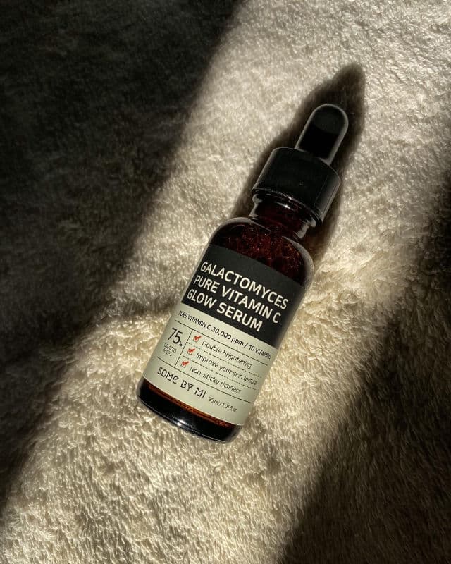 Some By Mi Galactomyces Pure Vitamin C Glow Serum review photo by SkintheDay