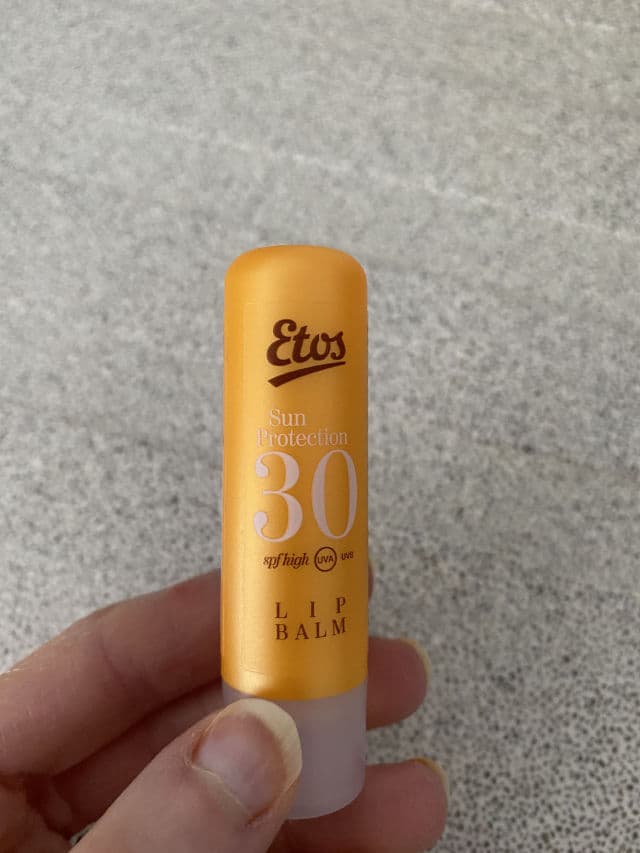 ETOS Sun Lip Balm SPF30 review photo by peachyskincare