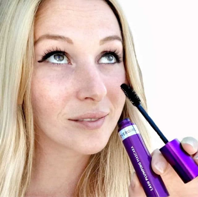 CoverGirl Simply Ageless Lash Plumping Mascara review photo by thatgirlangel87