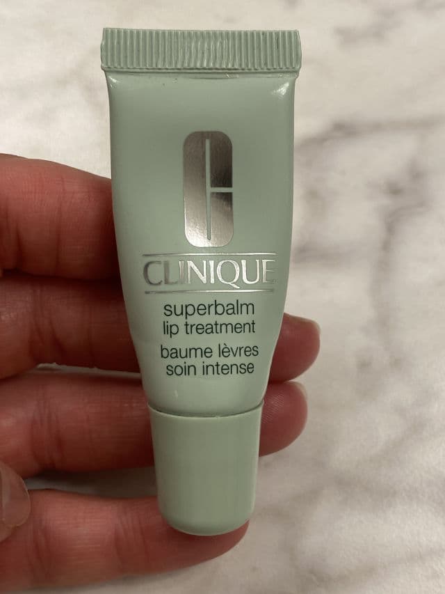 Clinique Superbalm Lip Treatment review photo by DanielleSkin27