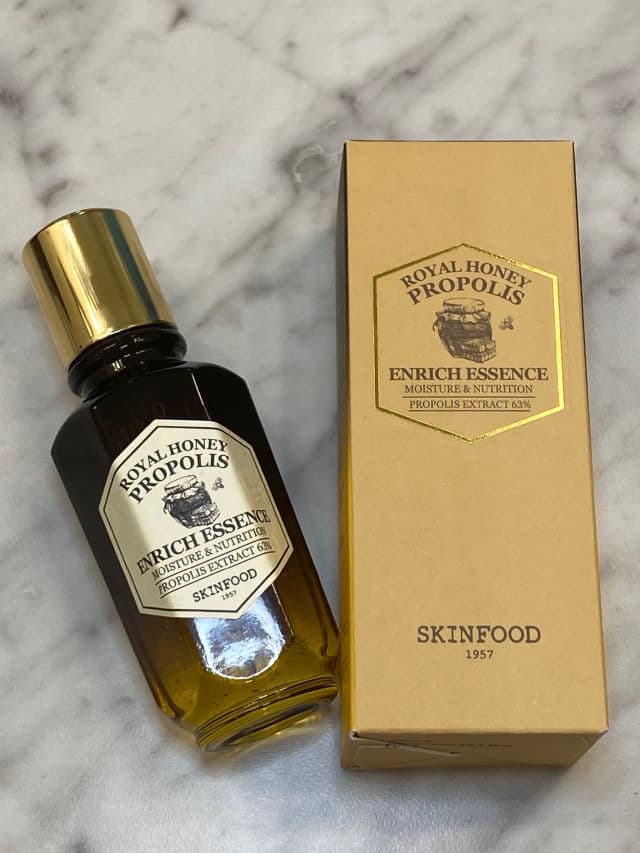 SKINFOOD Royal Honey Propolis Enrich Essence review photo by DanielleSkin27