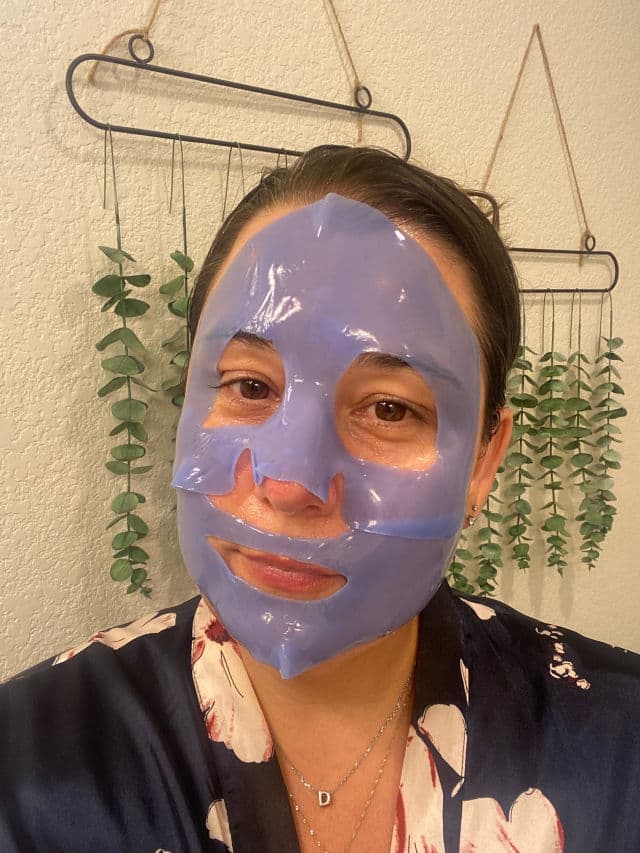 Patchology Serve Chilled On Ice Hydrogel Firming Face Mask review photo by DanielleSkin27