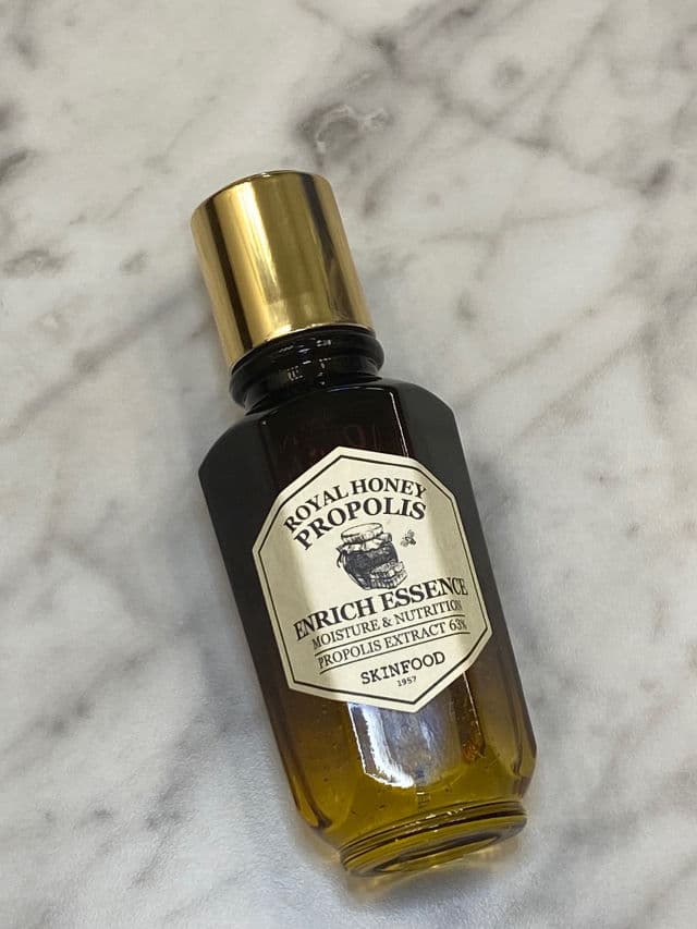 SKINFOOD Royal Honey Propolis Enrich Essence review photo by DanielleSkin27