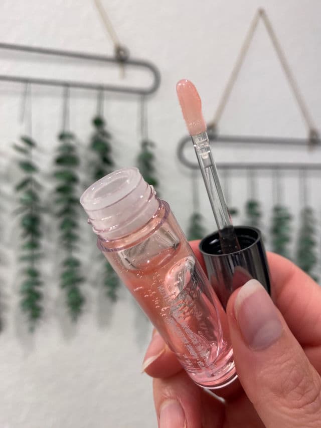 Juice Infused Lip Oil - Red Apple product review