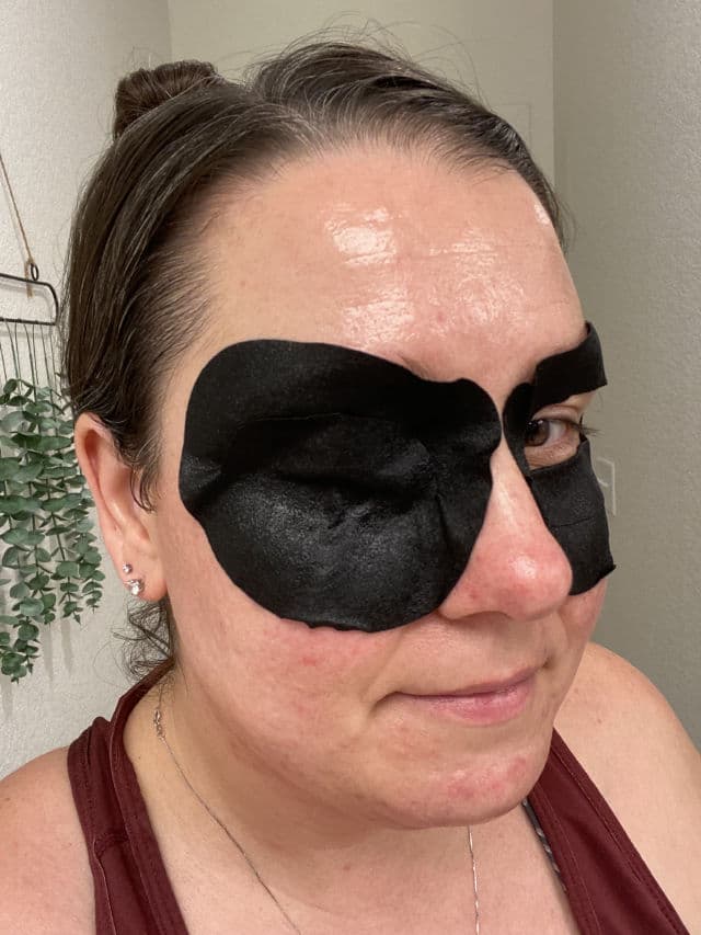 TONYMOLY Panda's Dream Eye Patch review photo by DanielleSkin27