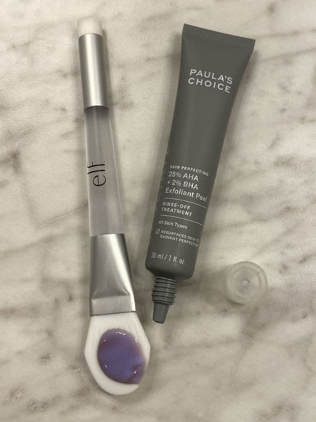 Paula's Choice SKIN PERFECTING 25% AHA + 2% BHA Exfoliant Peel review photo by DanielleSkin27