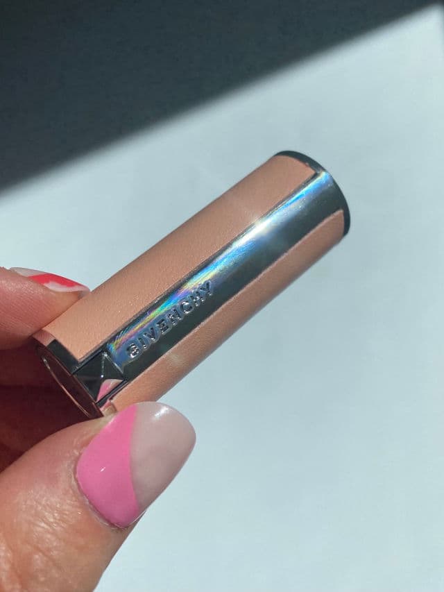 Givenchy Rose Perfecto Lip Balm 24H Hydration review photo by DanielleSkin27