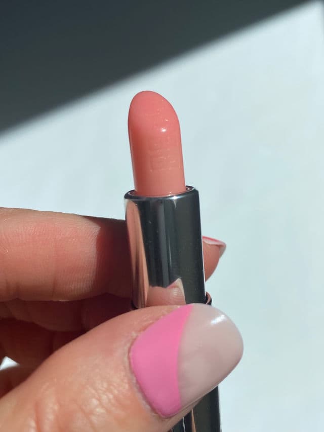 Givenchy Rose Perfecto Lip Balm 24H Hydration review photo by DanielleSkin27
