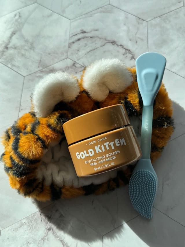 I Dew Care Gold Kitten Revitalizing Peel-off Mask review photo by DanielleSkin27