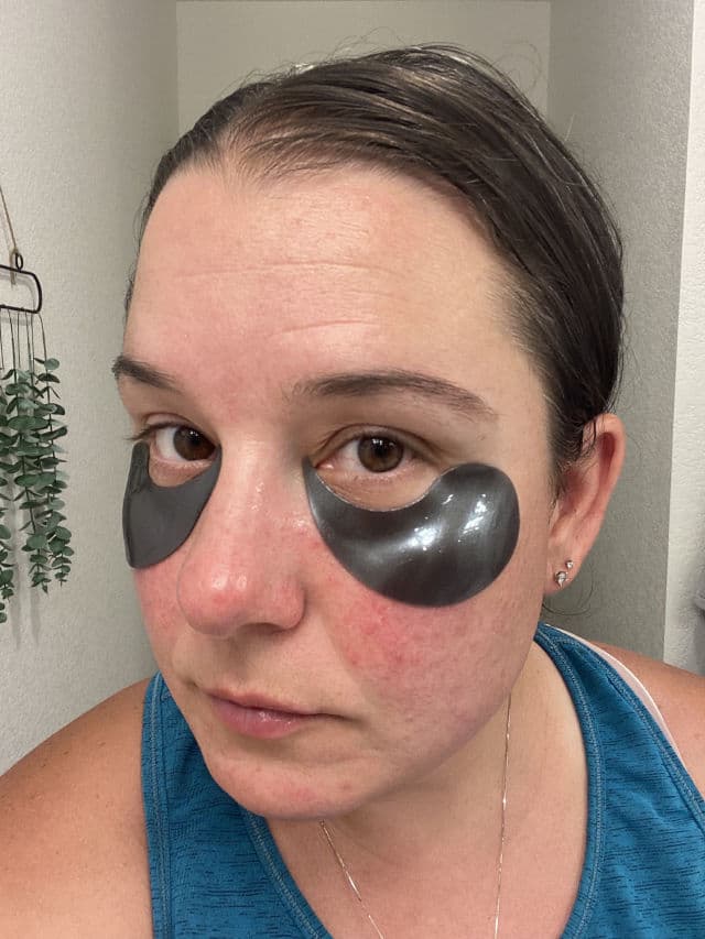 Pyunkang Yul Black Tea Time Reverse Eye Patch review photo by DanielleMegan27