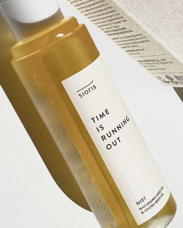 Sioris Time Is Running Out Mist review photo by skinjenpai