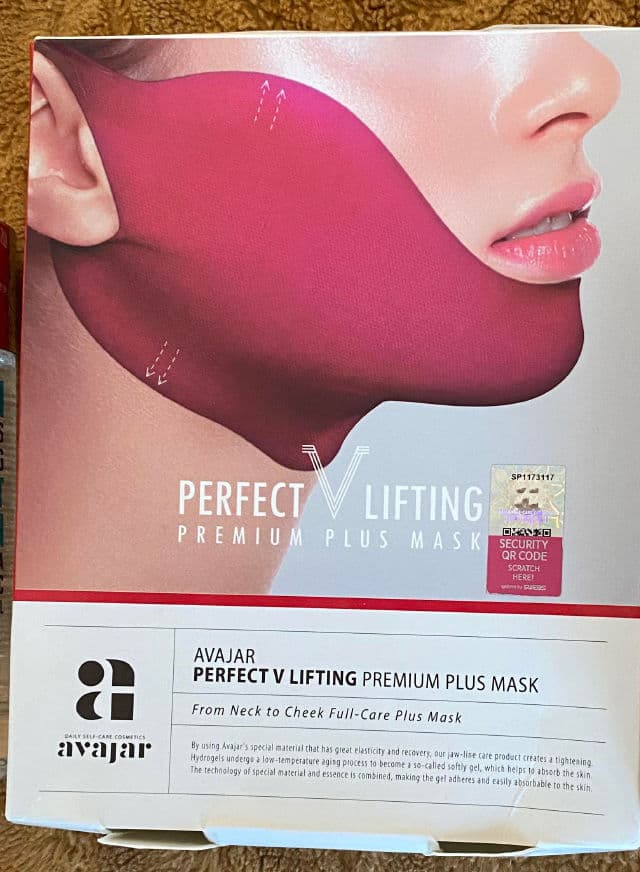 Avajar Perfect V Lifting Premium Mask review photo by Raluca27