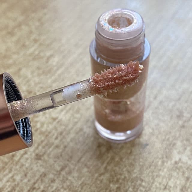 Peach C Champagne Eye Glitter #02 Valentine Pink review photo by Raluca27