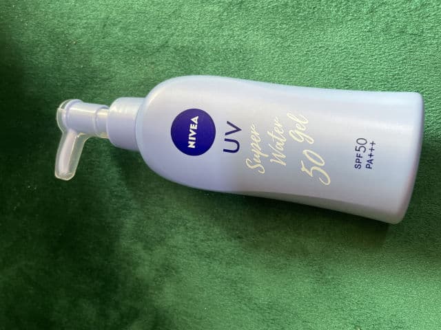 Nivea UV Super Water Gel Sunscreen SPF50 PA+++ review photo by Babybanks 