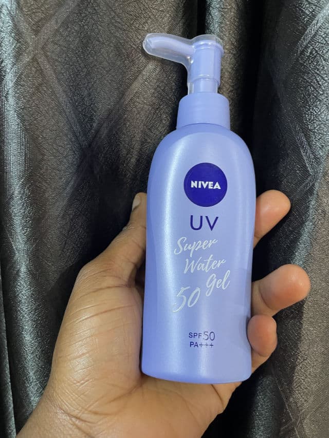 Nivea UV Super Water Gel Sunscreen SPF50 PA+++ review photo by Babybanks 