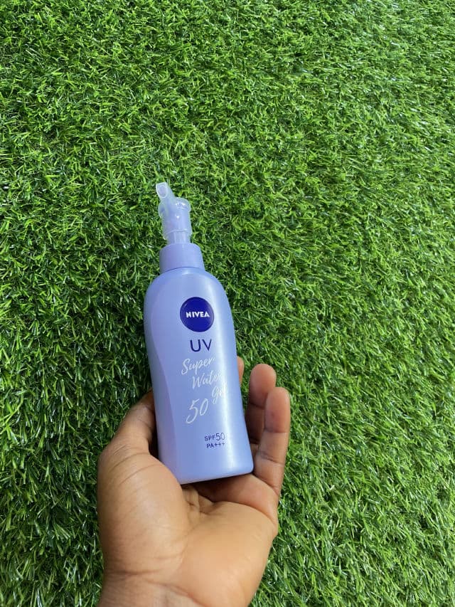 Nivea UV Super Water Gel Sunscreen SPF50 PA+++ review photo by Babybanks 