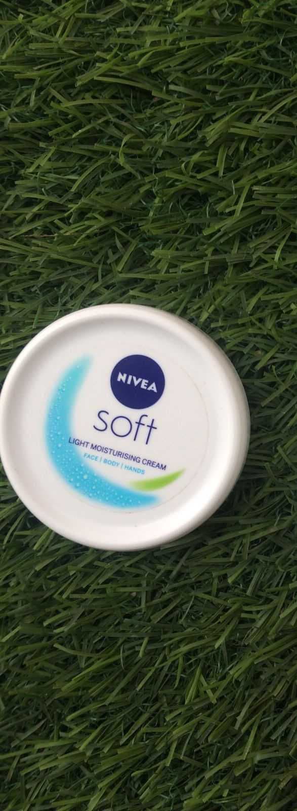 Nivea Soft Refreshingly Soft Moisturising Cream review photo by SmileySkin
