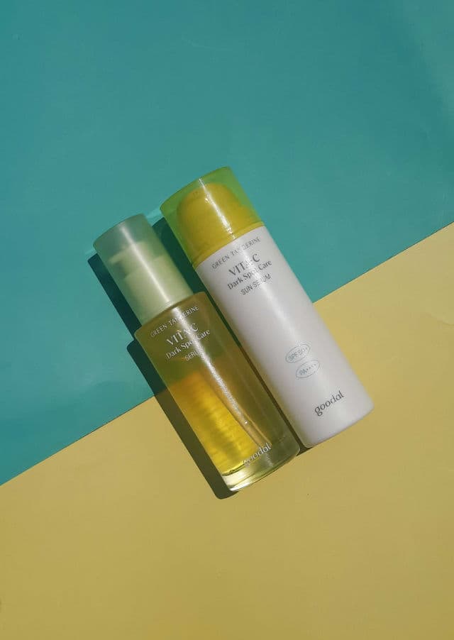 GOODAL Green Tangerine Vita C Dark Spot Care Sun Serum SPF 50+ PA++++  review photo by oilyskinguru