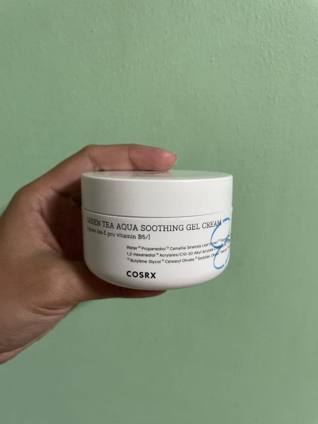 COSRX Hydrium Green Tea Aqua Soothing Gel Cream review photo by Findscharm