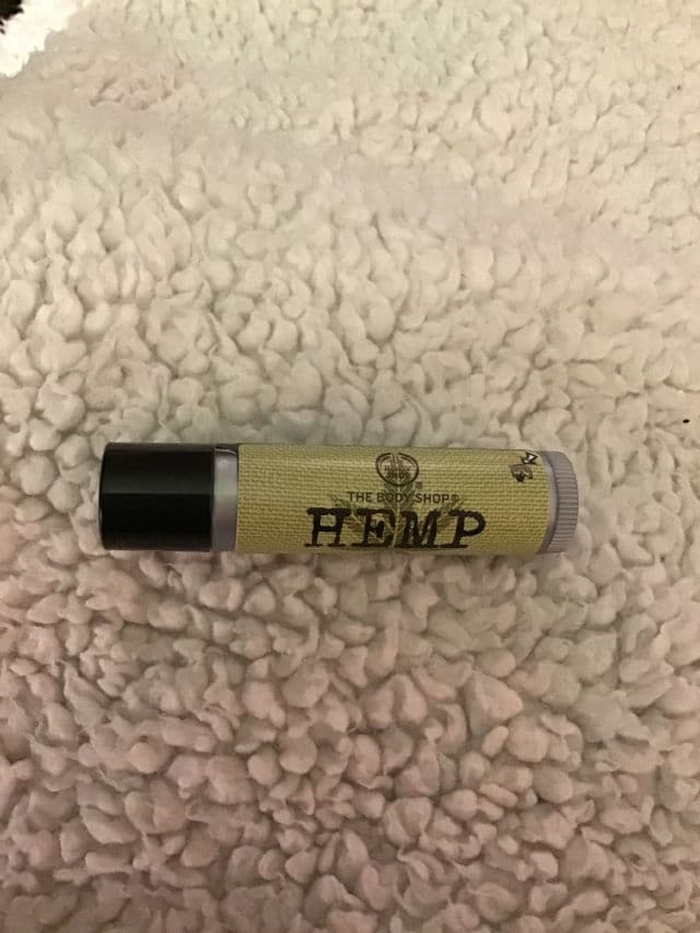 The Body Shop Hemp Lip Protector review photo by Grinnoir