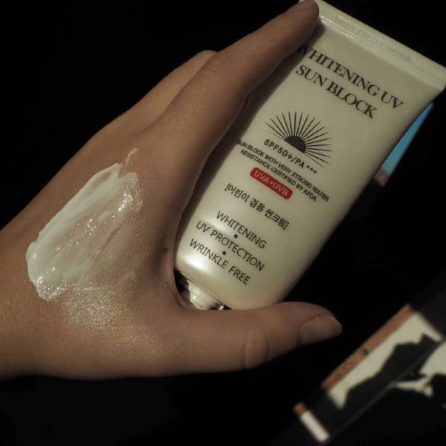 Jigott Whitening UV Sun Block SPF 50+ PA+++ review photo by aziaslon