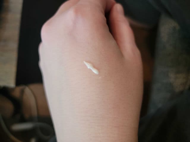 Clé de Peau Beauté Concentrated Brightening Serum review photo by MollyisKween